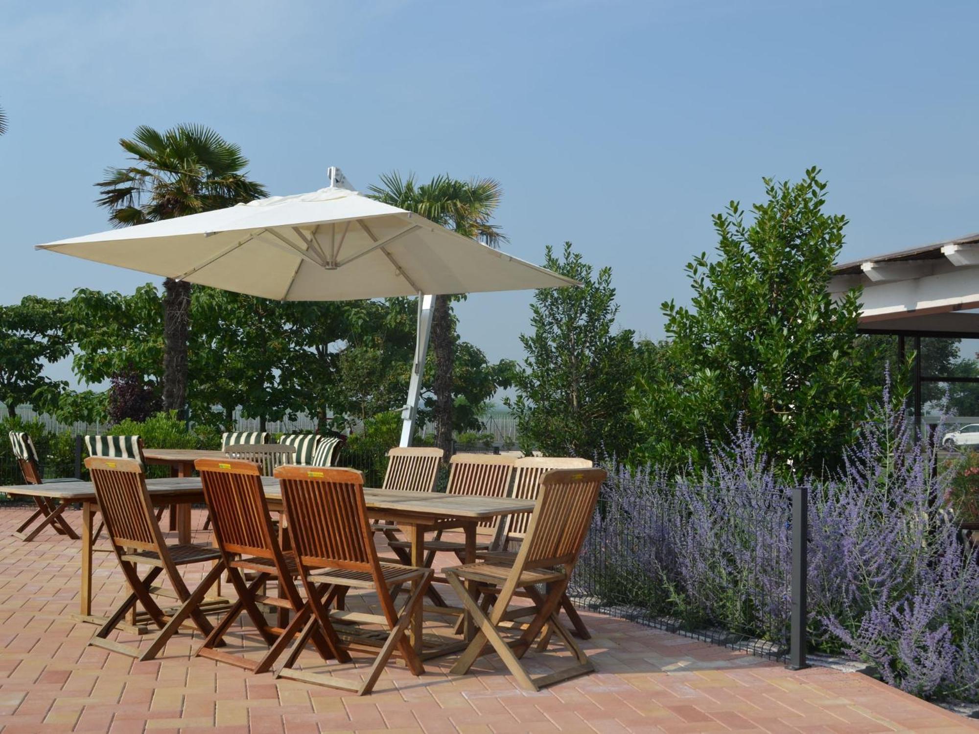 Characteristic Apartment In Codigoro With Pool Extérieur photo